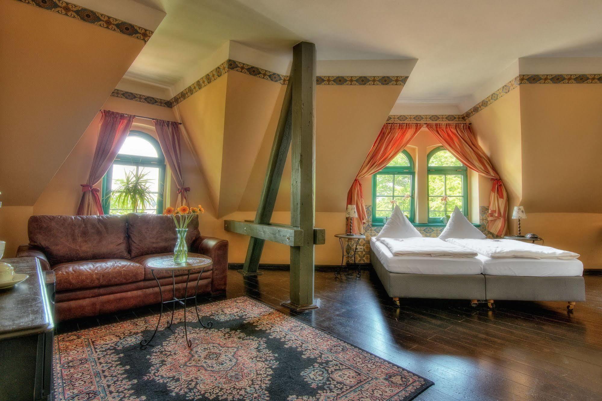 Hotel Zur Henne Naumburg  Dış mekan fotoğraf